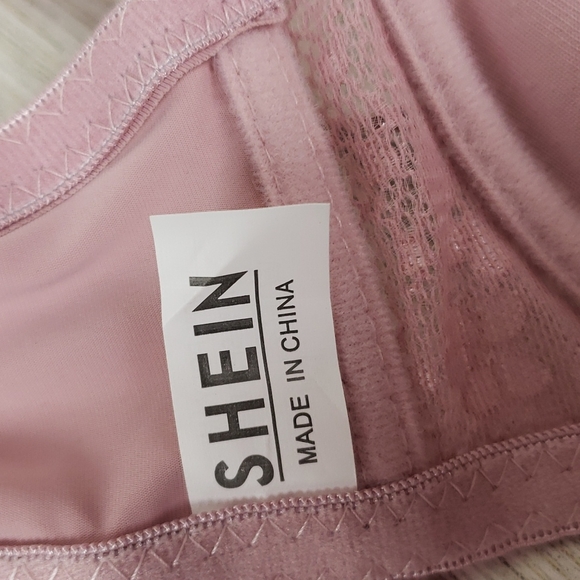 SHEIN rose lace padded bra Size Medium - Picture 6 of 7